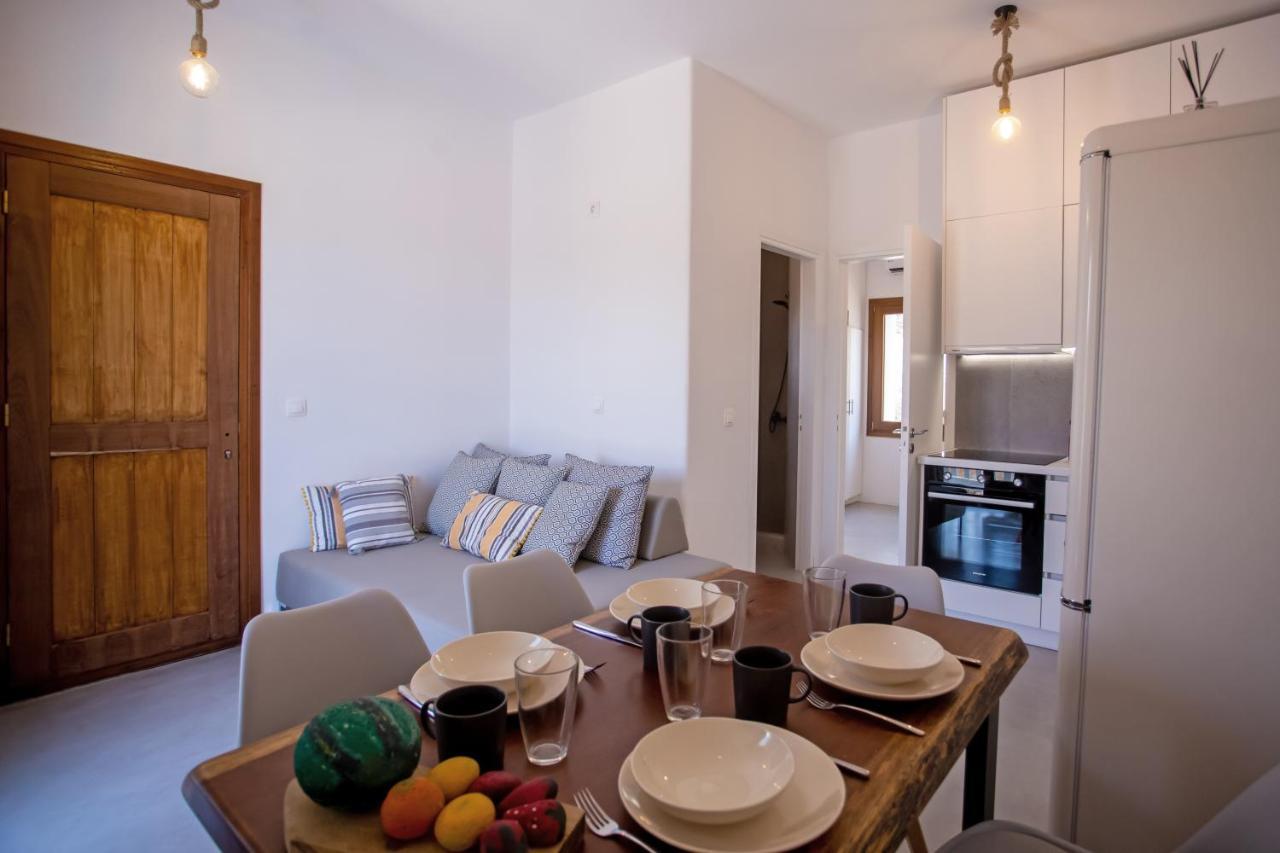 Terra White Seaview Pool Apartments & Suites Mykonos Town 외부 사진