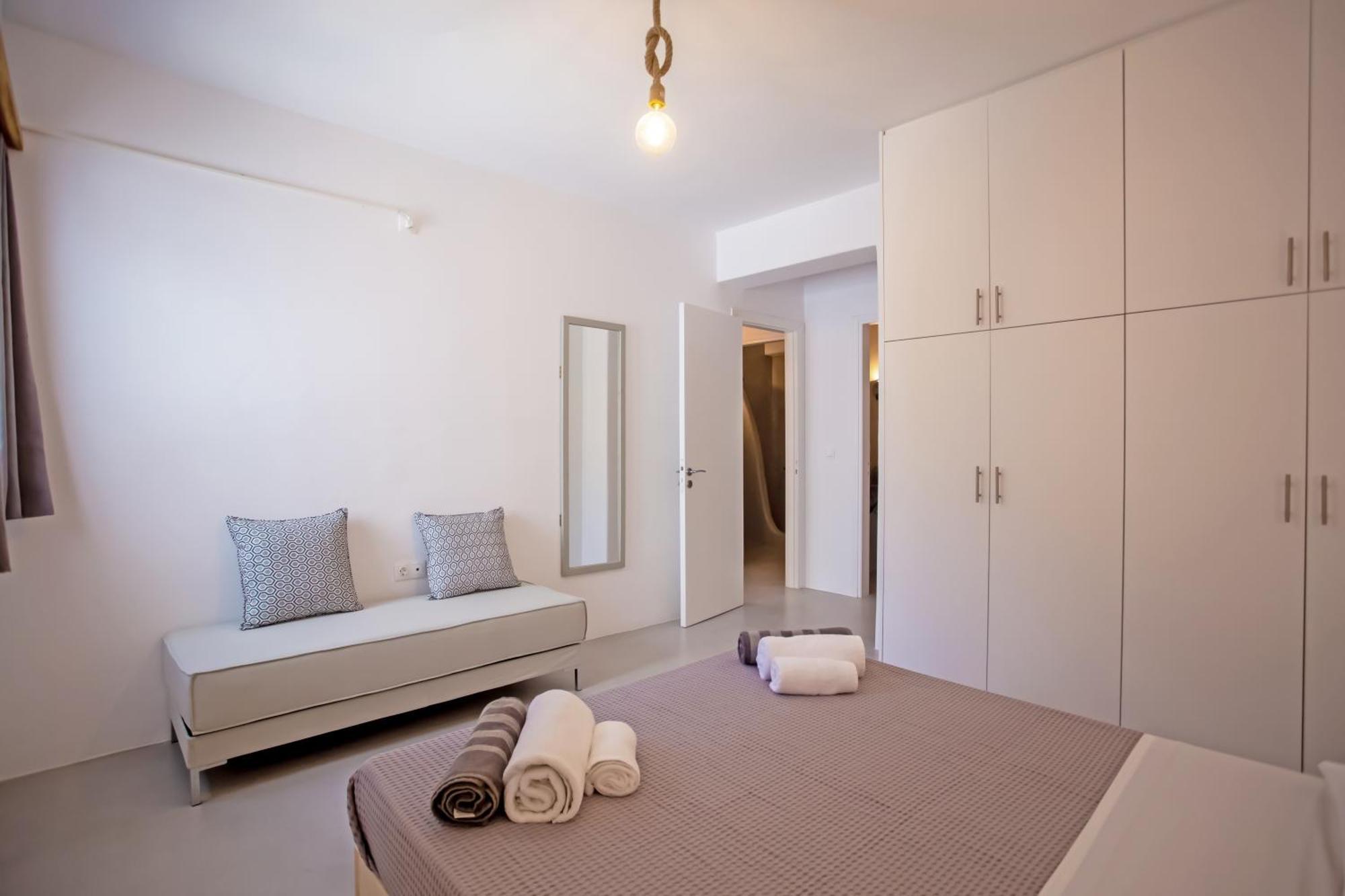 Terra White Seaview Pool Apartments & Suites Mykonos Town 외부 사진